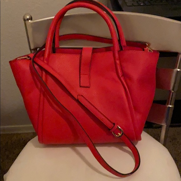 B Lush red leather purse shoulder strap - Picture 2 of 5